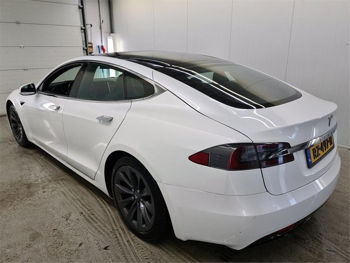 Photo 3 VIN: 5YJSA7E22JF236421 - TESLA S 