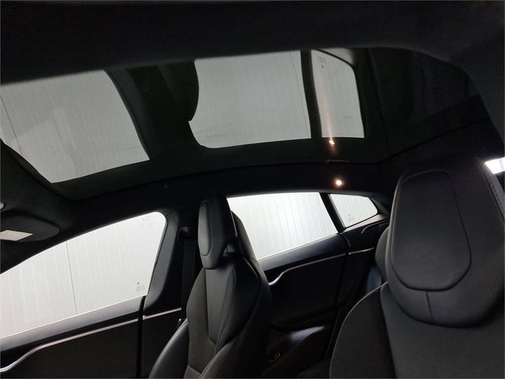 Photo 19 VIN: 5YJSA7E22JF244034 - TESLA S 