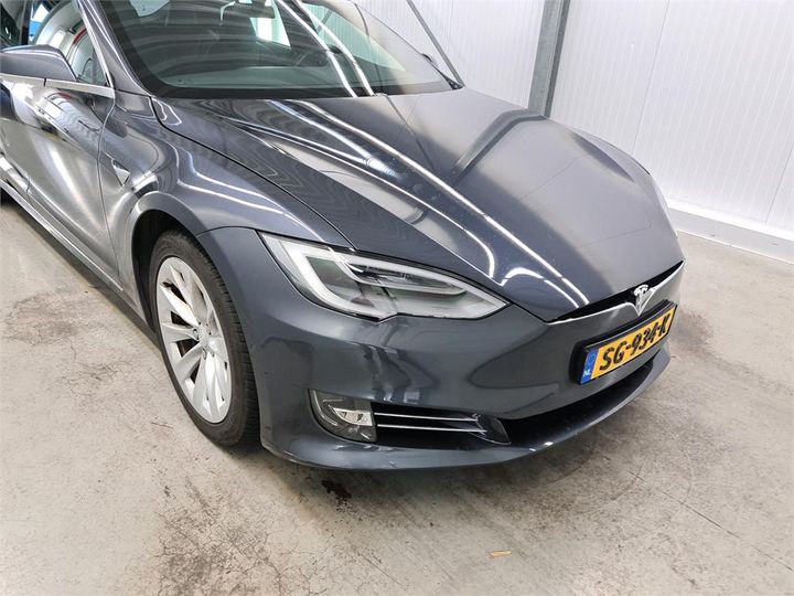 Photo 23 VIN: 5YJSA7E22JF244034 - TESLA S 