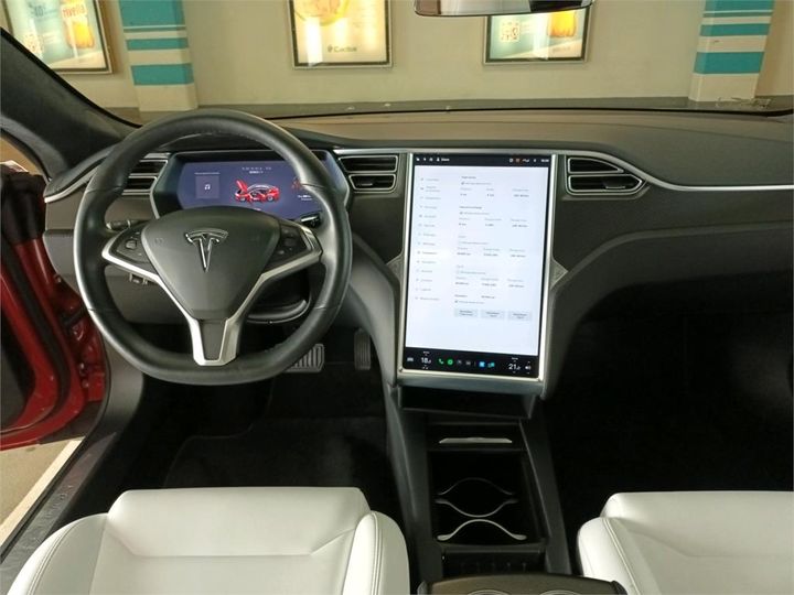 Photo 2 VIN: 5YJSA7E22JF249248 - TESLA S 