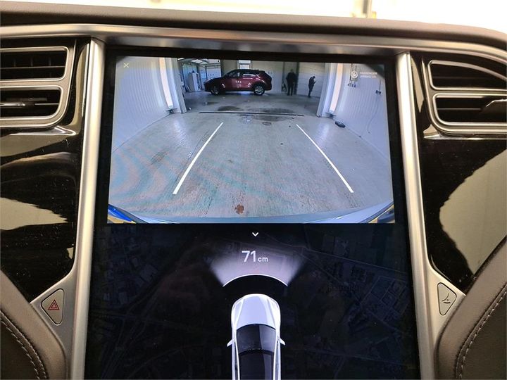 Photo 17 VIN: 5YJSA7E22JF249993 - TESLA S 