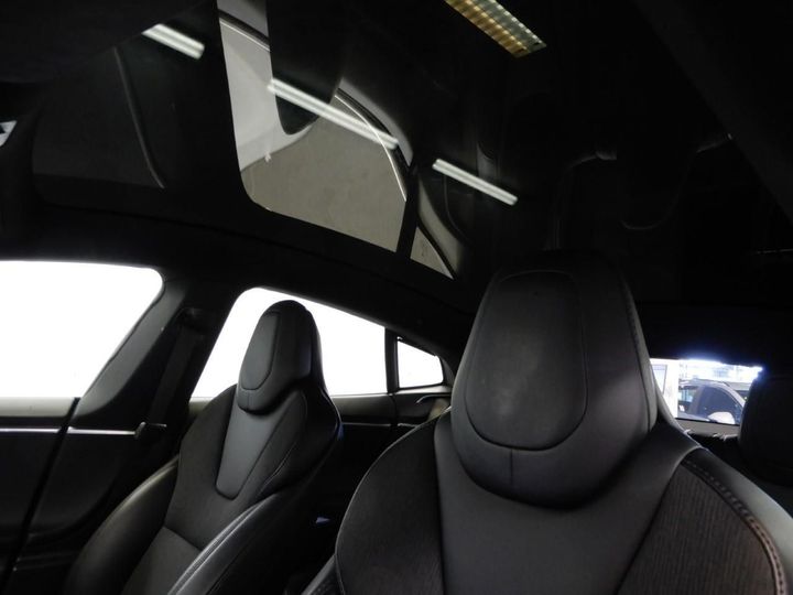 Photo 4 VIN: 5YJSA7E22JF252179 - TESLA MODEL S 