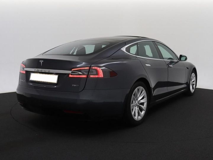 Photo 22 VIN: 5YJSA7E22JF284405 - TESLA MODEL S 