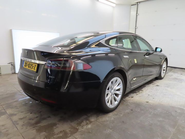 Photo 1 VIN: 5YJSA7E22JF285165 - TESLA MODEL S 