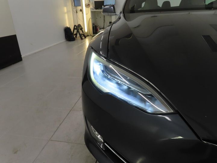 Photo 19 VIN: 5YJSA7E22KF332969 - TESLA MODEL S 