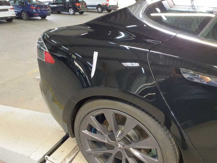 Photo 29 VIN: 5YJSA7E22KF334608 - TESLA MODEL S MAXIMALE 