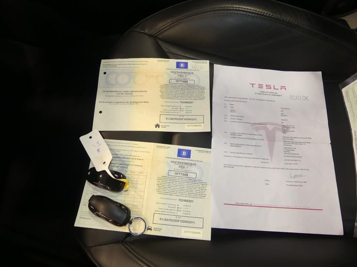 Photo 16 VIN: 5YJSA7E23GF152083 - TESLA MODEL S - 2016 