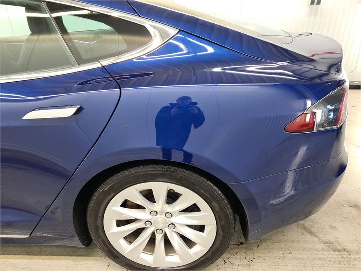 Photo 31 VIN: 5YJSA7E23HF176546 - TESLA S 