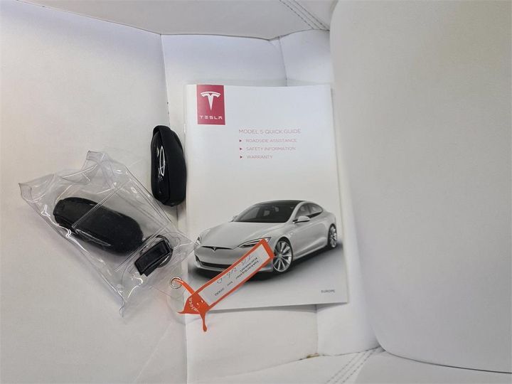 Photo 9 VIN: 5YJSA7E23HF205401 - TESLA S 