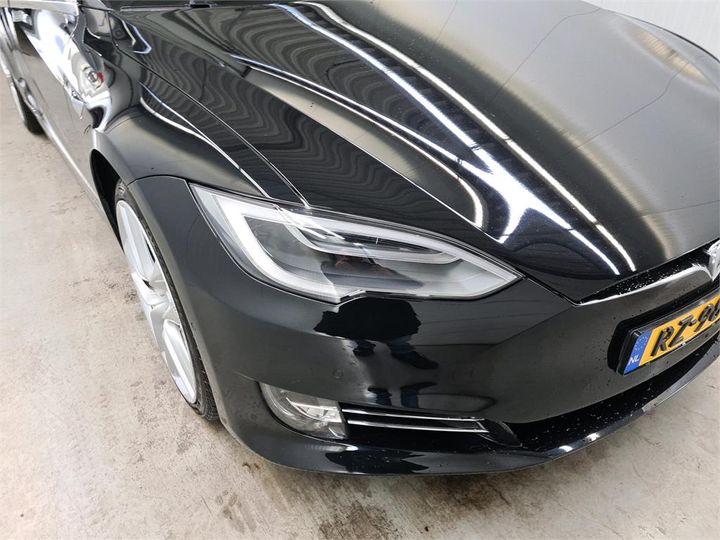 Photo 17 VIN: 5YJSA7E23JF237612 - TESLA S 