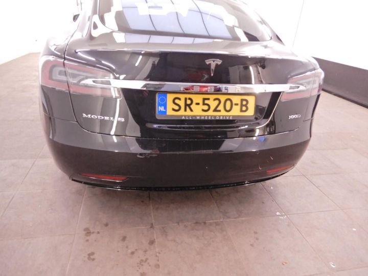 Photo 26 VIN: 5YJSA7E23JF250716 - TESLA MODEL S 