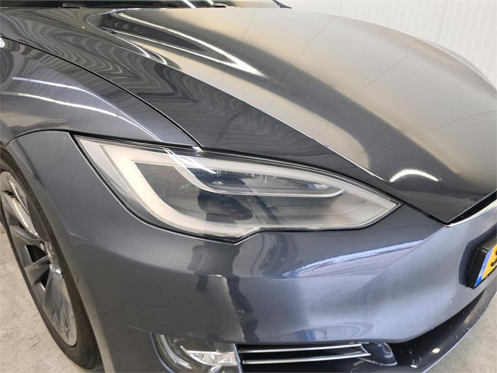 Photo 12 VIN: 5YJSA7E23JF251848 - TESLA S 