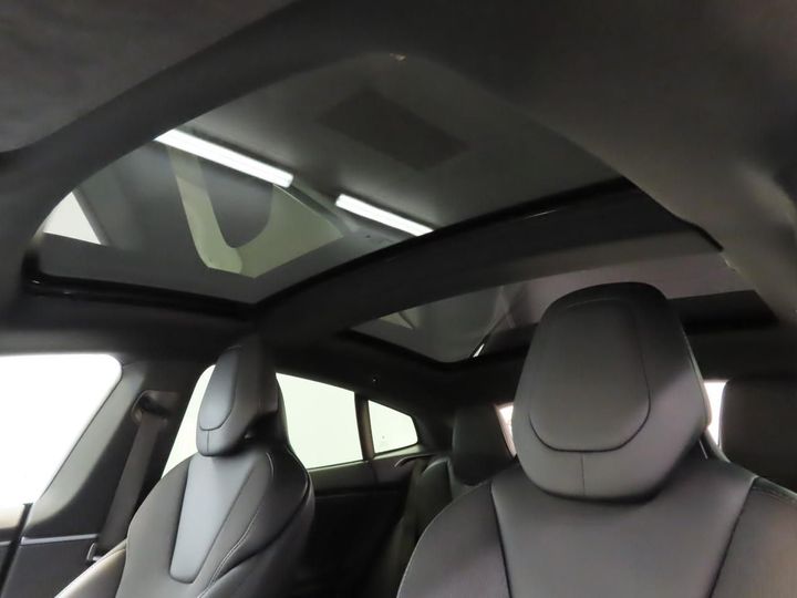 Photo 13 VIN: 5YJSA7E23JF266110 - TESLA MODEL S 