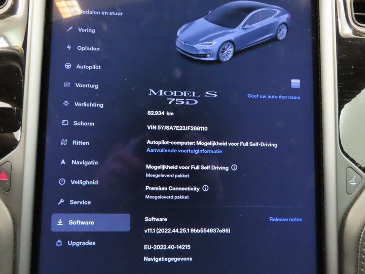 Photo 4 VIN: 5YJSA7E23JF266110 - TESLA MODEL S 