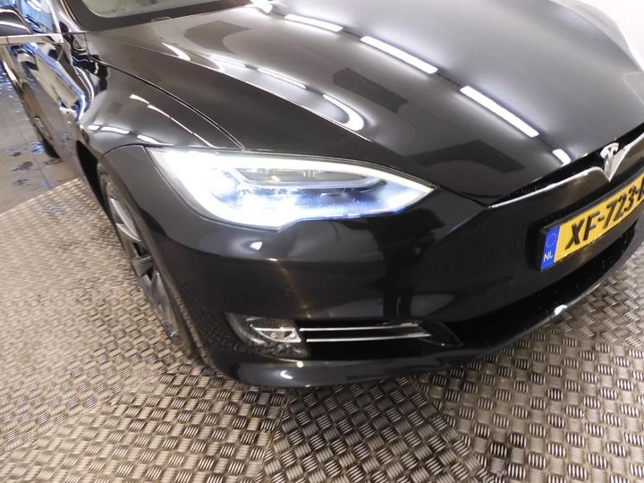 Photo 19 VIN: 5YJSA7E23JF285191 - TESLA MODEL S 