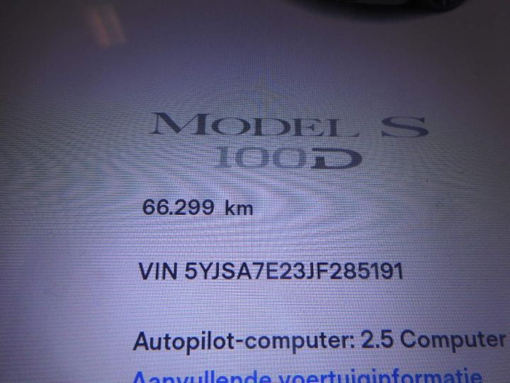 Photo 4 VIN: 5YJSA7E23JF285191 - TESLA MODEL S 