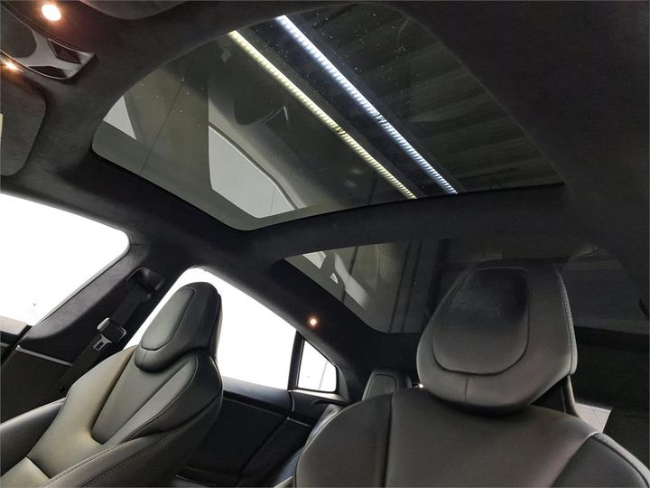 Photo 19 VIN: 5YJSA7E23JF289502 - TESLA S 