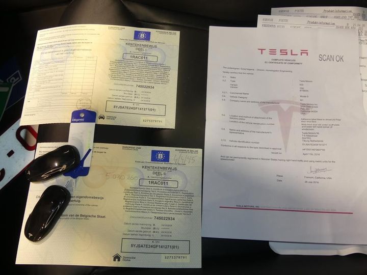 Photo 20 VIN: 5YJSA7E24GF141271 - TESLA MODEL S - 2016 