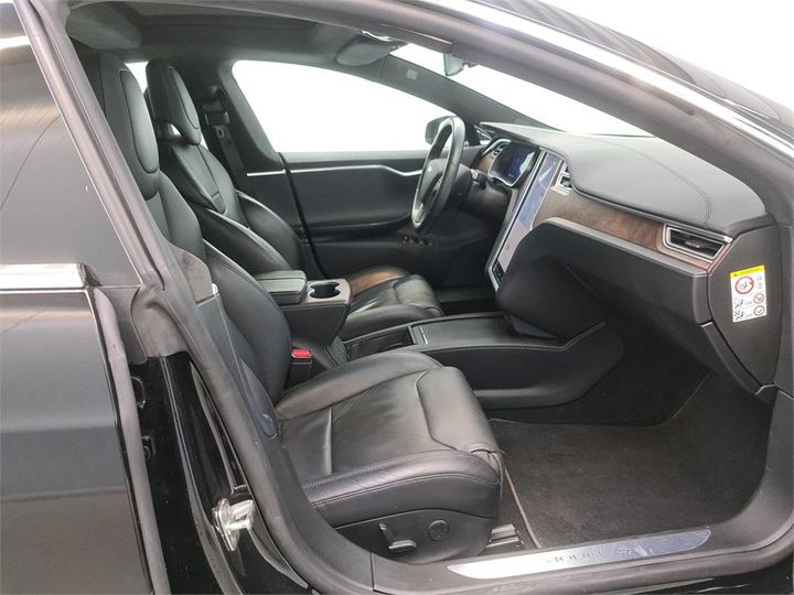 Photo 5 VIN: 5YJSA7E24HF180184 - TESLA S 