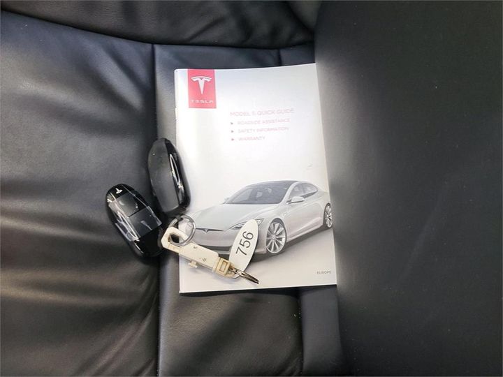 Photo 9 VIN: 5YJSA7E24HF180184 - TESLA S 