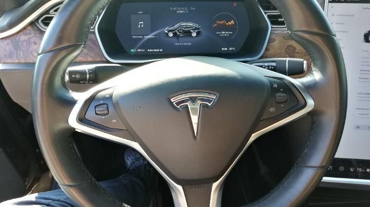 Photo 20 VIN: 5YJSA7E24HF188320 - TESLA MODEL S HATCHBACK 