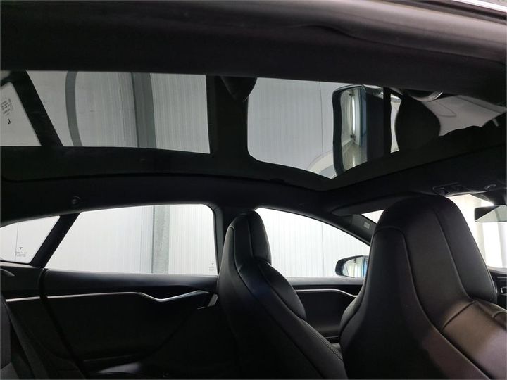 Photo 19 VIN: 5YJSA7E24JF234315 - TESLA S 