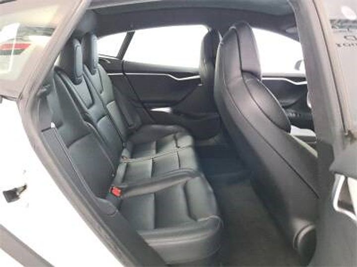 Photo 10 VIN: 5YJSA7E24JF237618 - TESLA MODEL S 