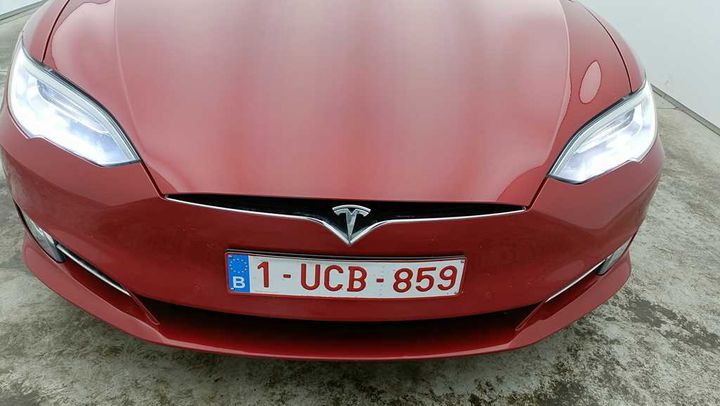 Photo 5 VIN: 5YJSA7E24JF239174 - TESLA MODEL S FL&#3916 BEV 