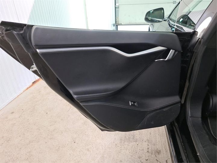 Photo 24 VIN: 5YJSA7E25HF187449 - TESLA S 