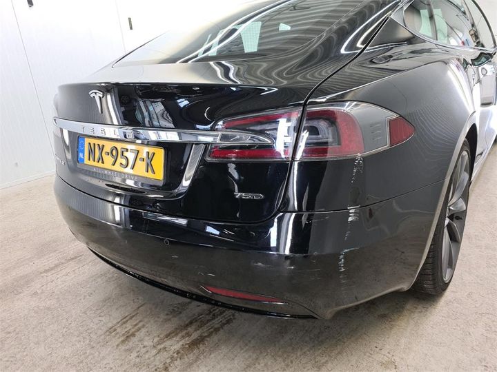 Photo 33 VIN: 5YJSA7E25HF187449 - TESLA S 