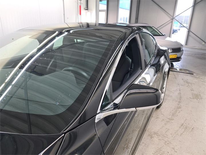 Photo 23 VIN: 5YJSA7E25JF236414 - TESLA S 