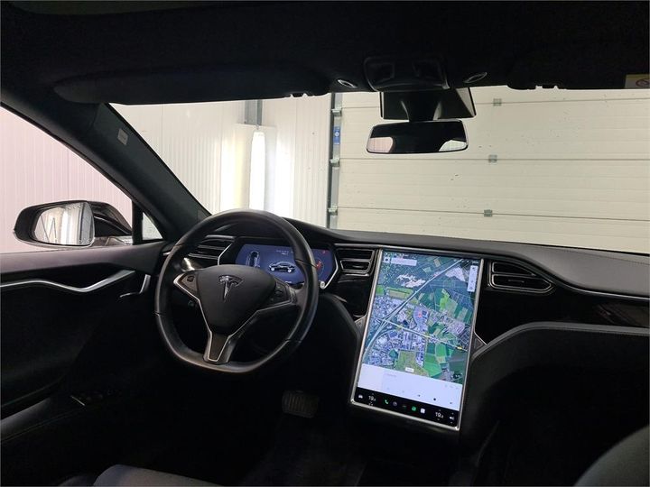 Photo 6 VIN: 5YJSA7E25JF236414 - TESLA S 