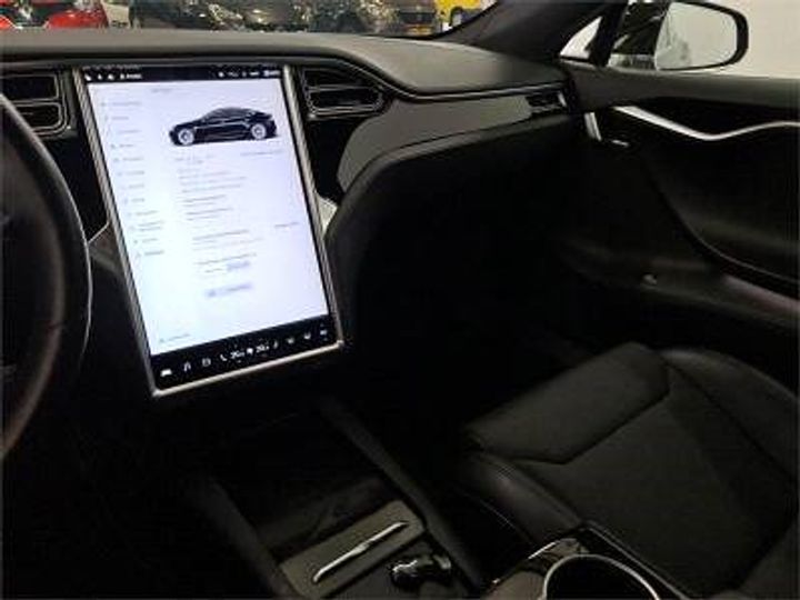 Photo 12 VIN: 5YJSA7E25JF238082 - TESLA MODEL S 