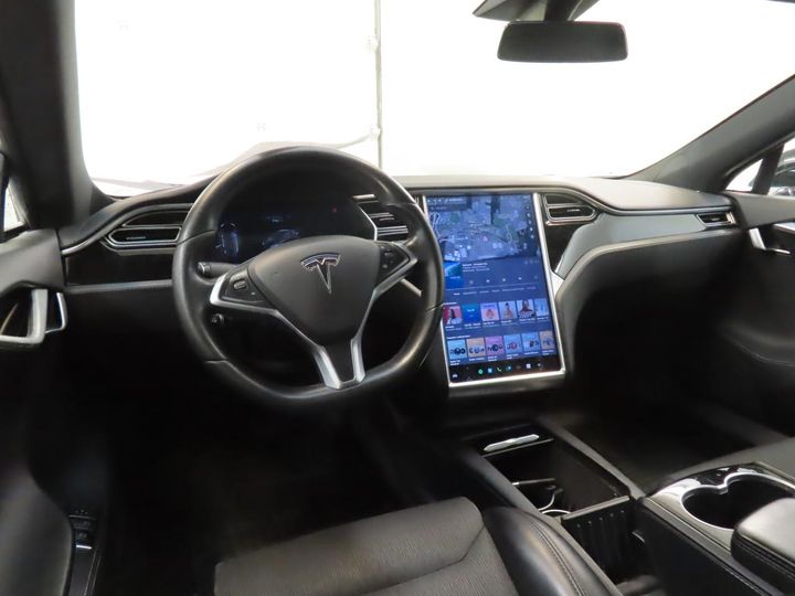 Photo 2 VIN: 5YJSA7E25JF251253 - TESLA MODEL S 