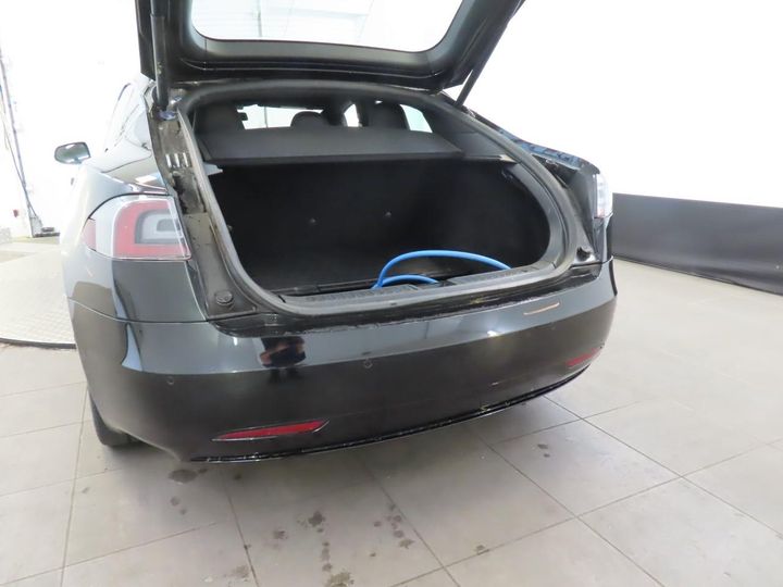 Photo 31 VIN: 5YJSA7E25JF251253 - TESLA MODEL S 