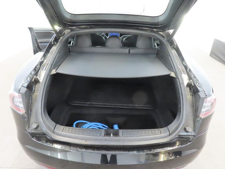 Photo 6 VIN: 5YJSA7E25JF251253 - TESLA MODEL S 