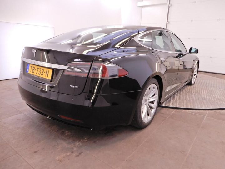 Photo 23 VIN: 5YJSA7E25JF251978 - TESLA MODEL S 