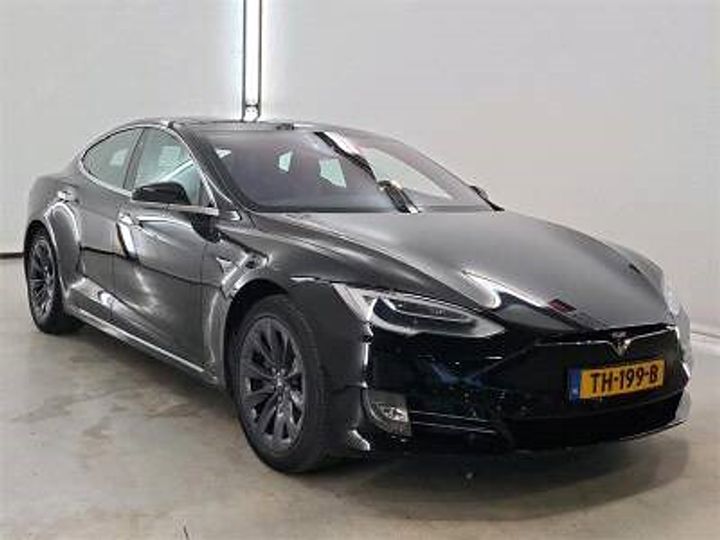 Photo 5 VIN: 5YJSA7E25JF252080 - TESLA MODEL S 