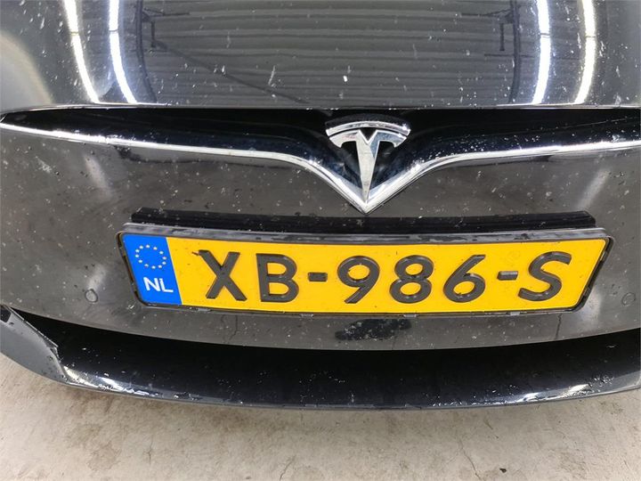 Photo 12 VIN: 5YJSA7E25JF282213 - TESLA S 