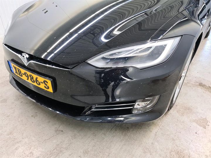 Photo 32 VIN: 5YJSA7E25JF282213 - TESLA S 