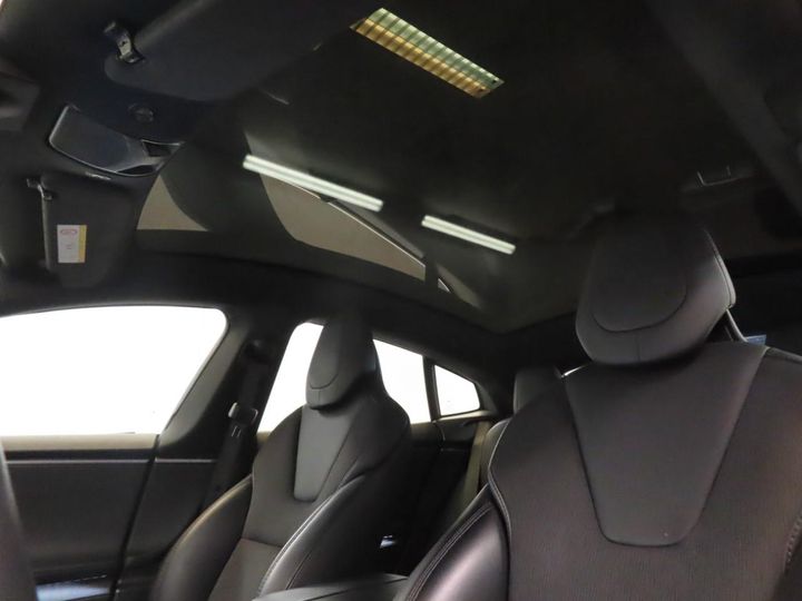 Photo 15 VIN: 5YJSA7E25JF288318 - TESLA MODEL S 