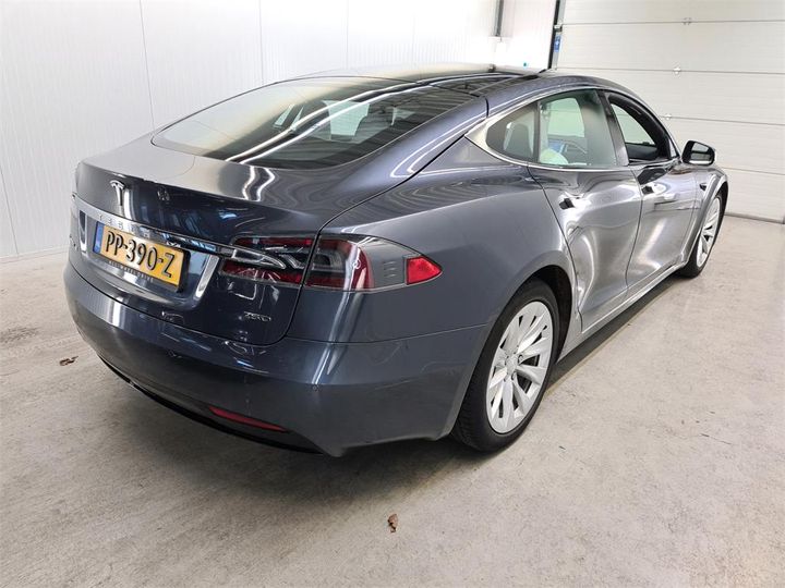 Photo 2 VIN: 5YJSA7E26HF207238 - TESLA S 