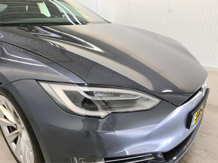 Photo 16 VIN: 5YJSA7E26JF238656 - TESLA S 