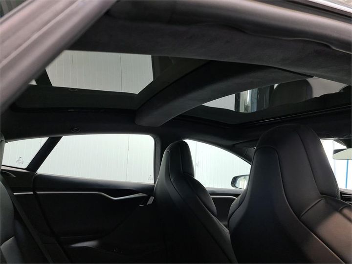 Photo 18 VIN: 5YJSA7E26JF238656 - TESLA S 