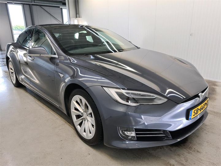 Photo 2 VIN: 5YJSA7E26JF238656 - TESLA S 