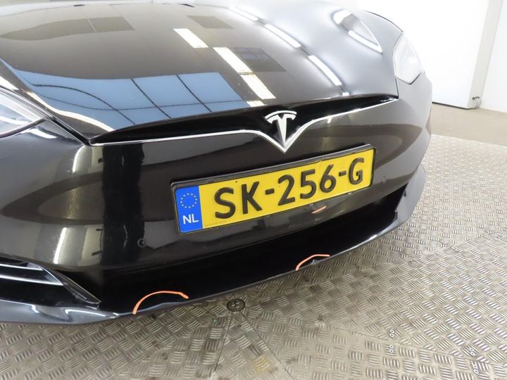 Photo 26 VIN: 5YJSA7E26JF238883 - TESLA MODEL S 