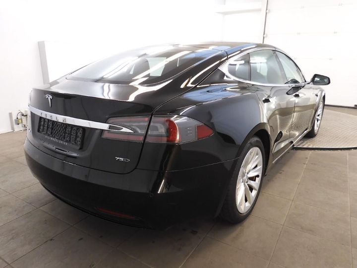 Photo 2 VIN: 5YJSA7E26JF251973 - TESLA MODEL S 