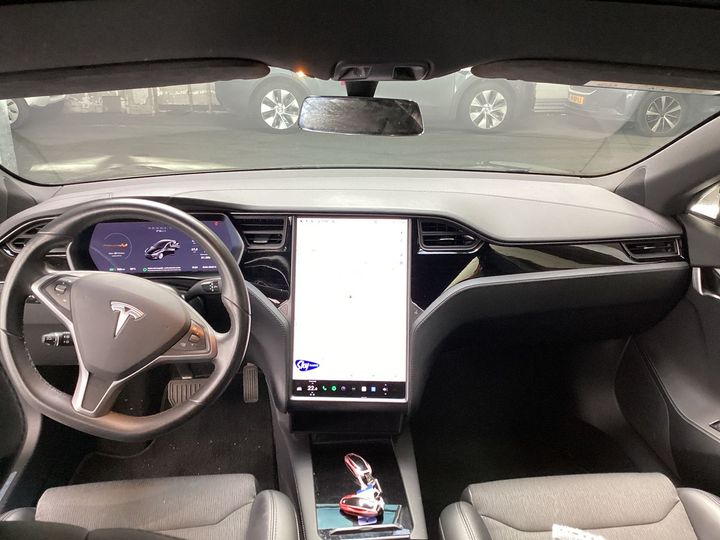 Photo 6 VIN: 5YJSA7E26JF268899 - TESLA MODEL S 