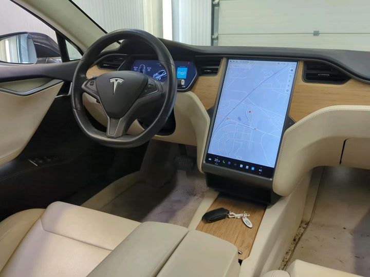 Photo 5 VIN: 5YJSA7E26JF280292 - TESLA S 