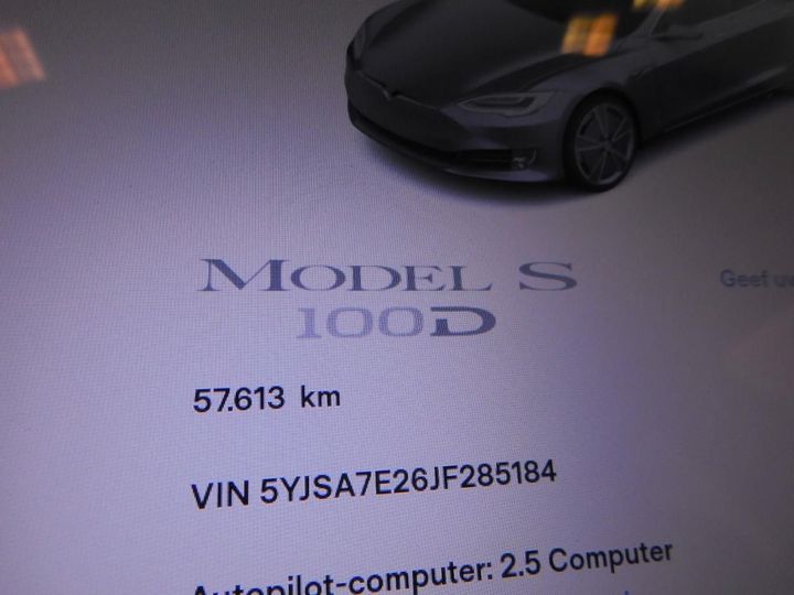 Photo 18 VIN: 5YJSA7E26JF285184 - TESLA MODEL S 